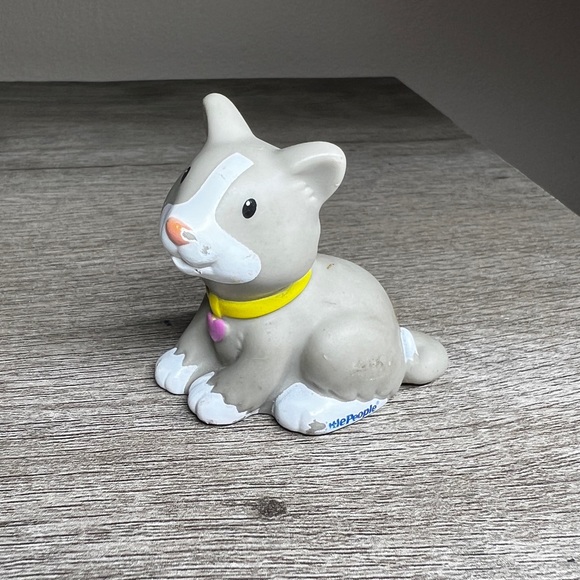 Fisher-Price Other - Little People Gray Kitty Cat Replacement 2012 Tessa Mattel 2” Cake Topper